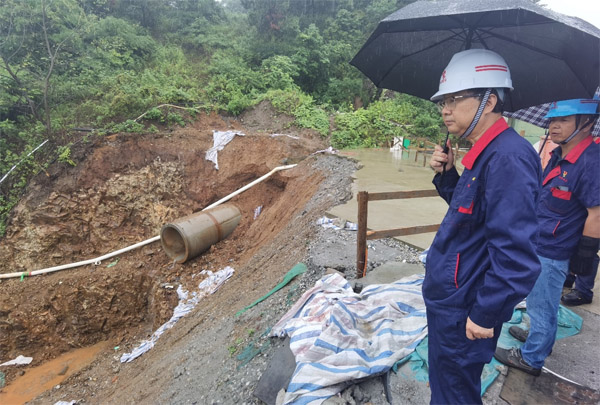 公司黨委書記檢查在建項目 